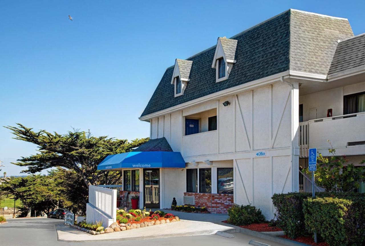 Motel 6-Marina, Ca - Monterey Bagian luar foto