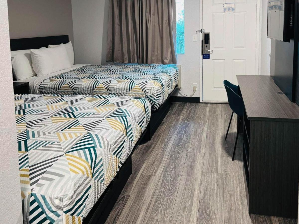 Motel 6-Marina, Ca - Monterey Bagian luar foto
