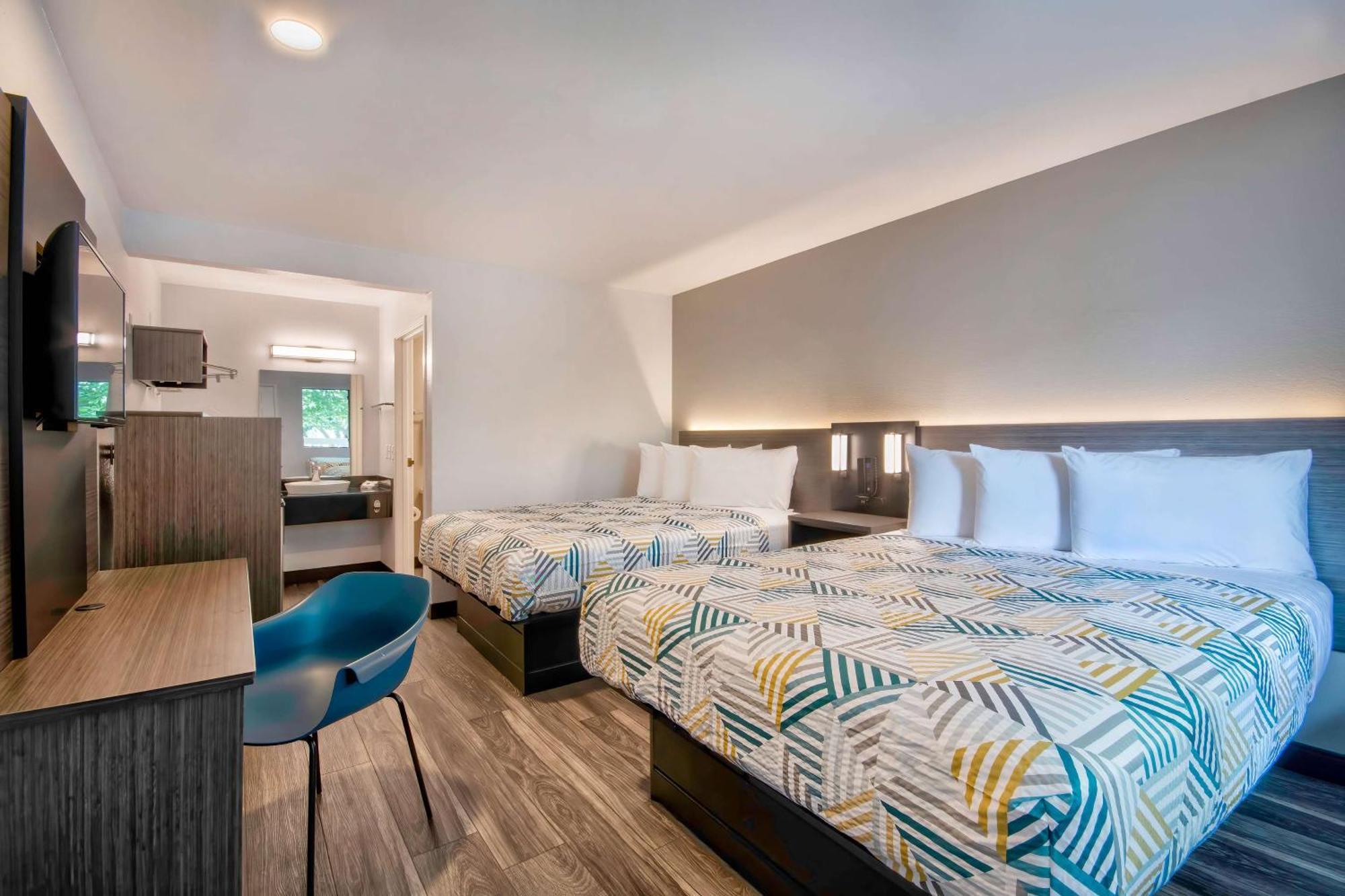 Motel 6-Marina, Ca - Monterey Bagian luar foto