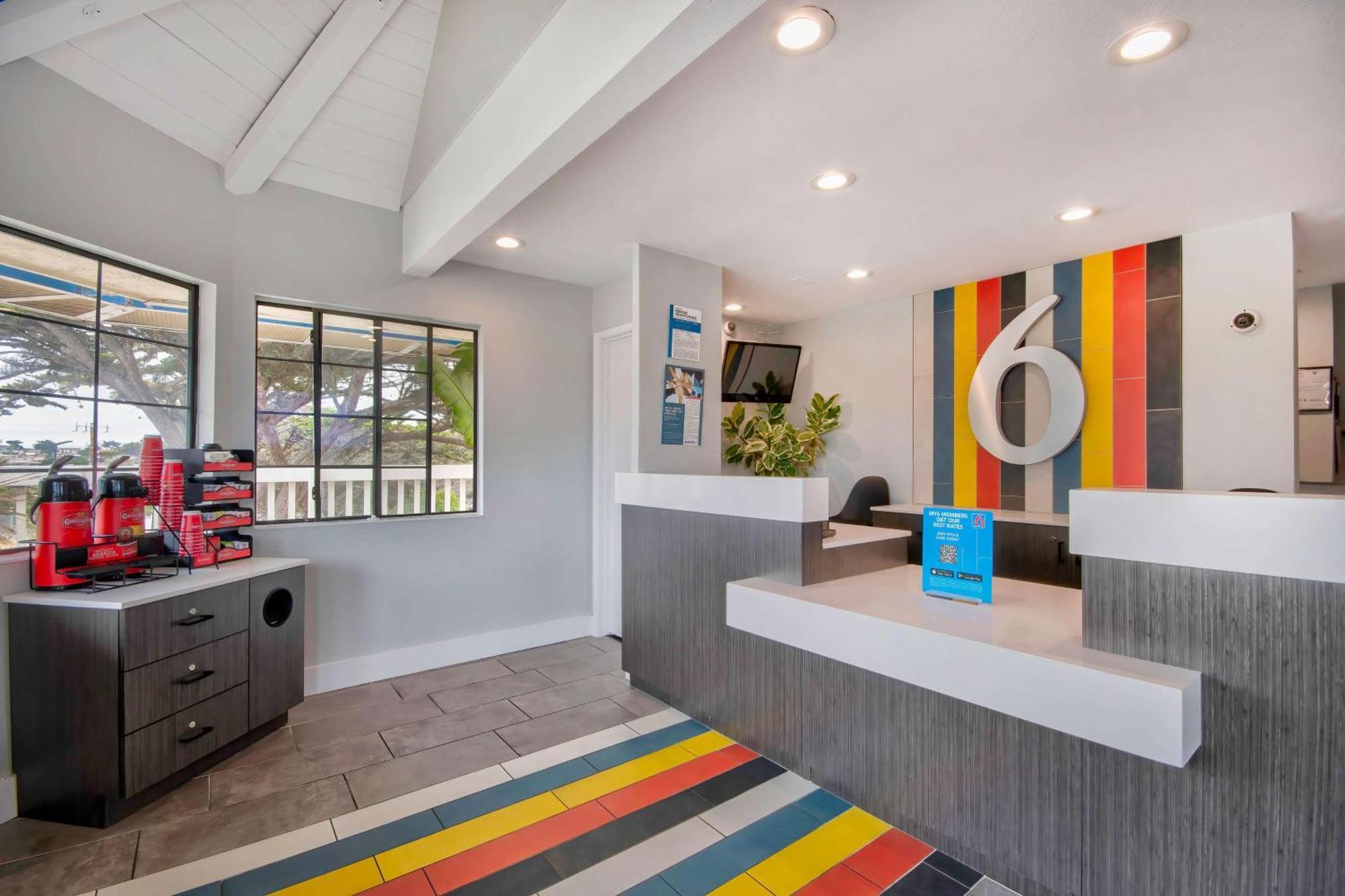 Motel 6-Marina, Ca - Monterey Bagian luar foto